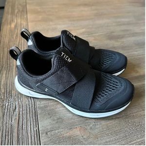 TIEM Black Slipstream Women’s indoor Cycle Shoes